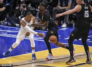 捕捉他的每 捕捉他的每