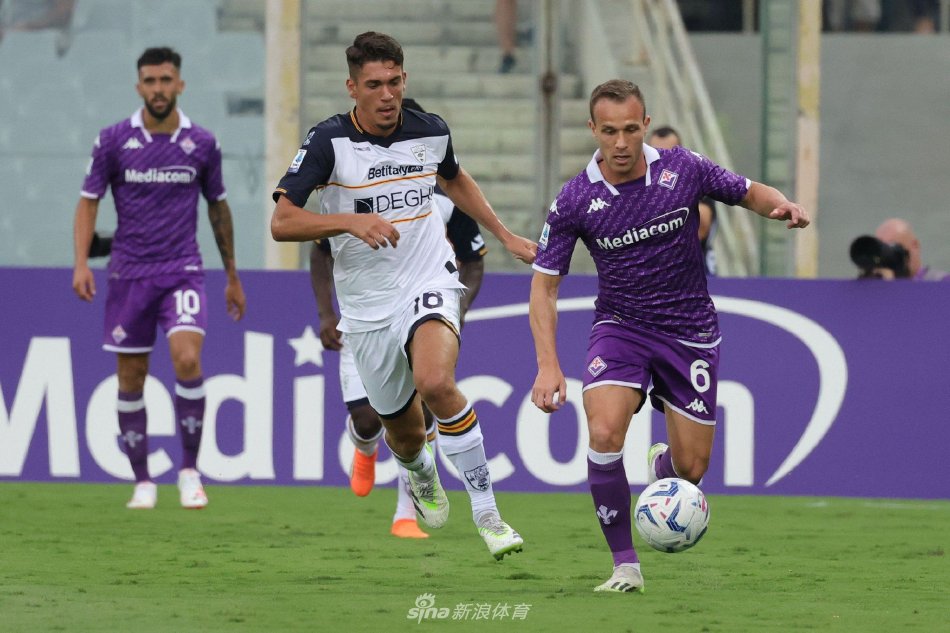 勇士队的策 勇士队的策