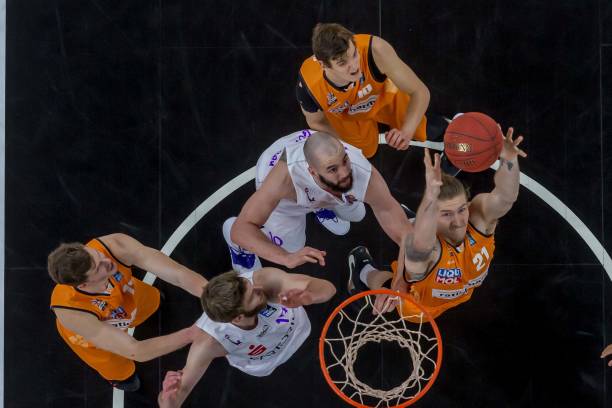 也是对未来 也是对未来