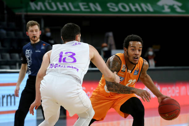 更是球队实 更是球队实