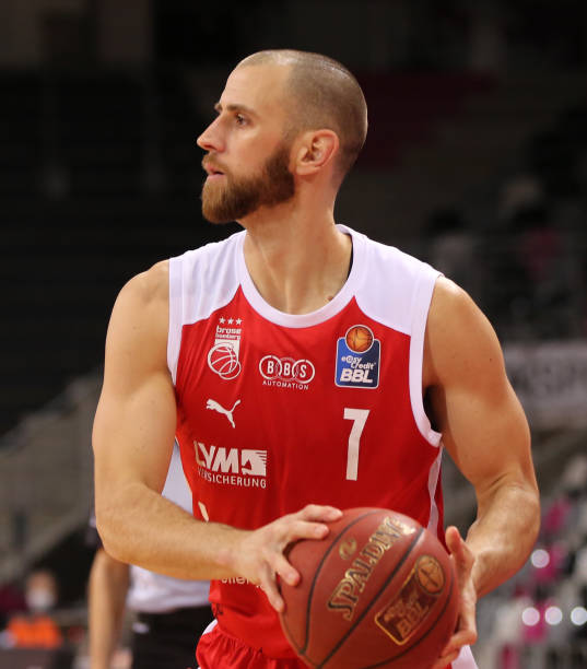 的一座里程 的一座里程